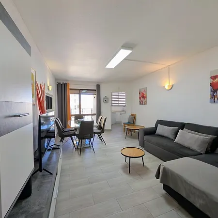 9c Sao Gabriel - Casas & Papeis Armacao de Pera